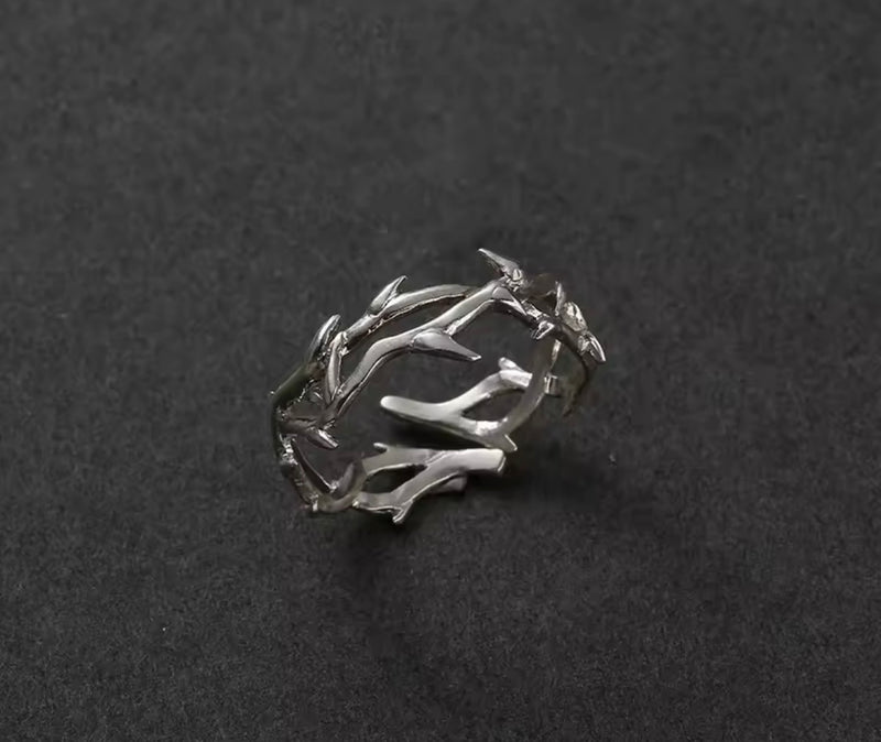Thorn Branch Silver Ring