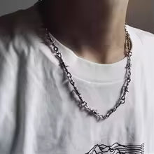 Thorned Chain Necklace